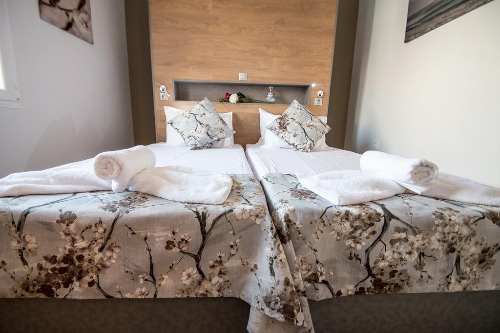 Mare Civitas Apartments Chania  Bagian luar foto