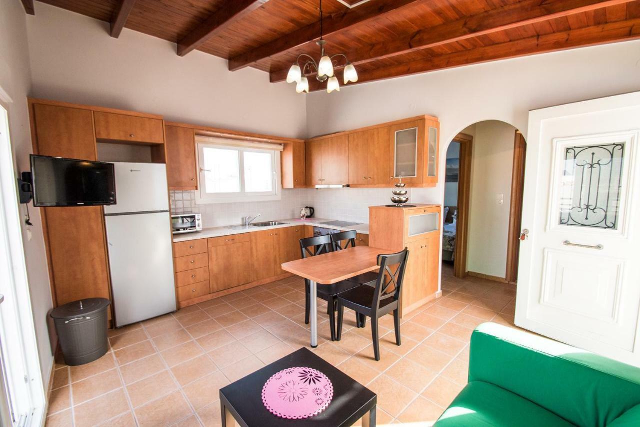 Mare Civitas Apartments Chania  Bagian luar foto